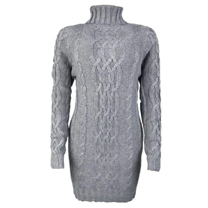 Elegant women's sweater with a cable pattern